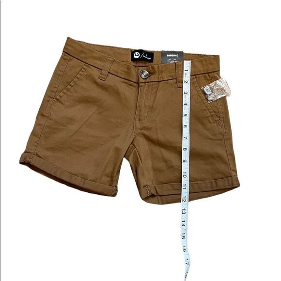 NWT Tan Chino Cotton Stretch Mid Rise Casual Cuffed Short 1 - Picture 4 of 8